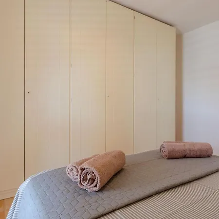 Namoru Gradina