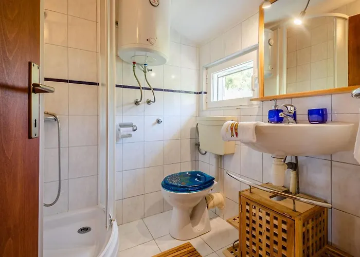 아파트 Namoru Gradina 벨라루카